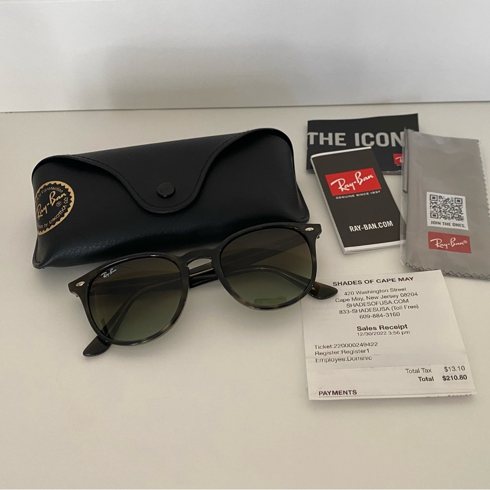 New Ray-Ban Sunglasses Authentic
